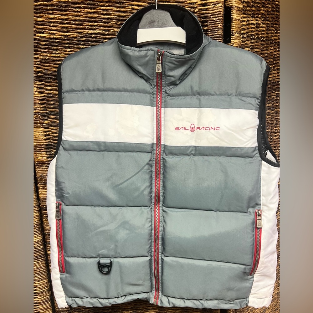 Sail‎ Racing Gray and White Puffer Vest- Pit to pit:21-1/2, Top to bottom: 24”